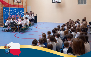 Uczniowie klas 1–3 uczcili Święto Odzyskania Niepodległości